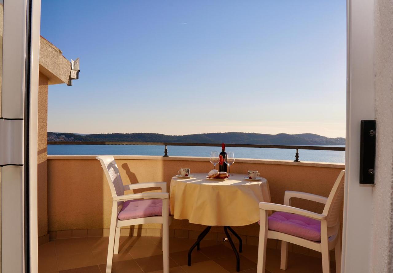 Cvita Apartments Trogir Luaran gambar
