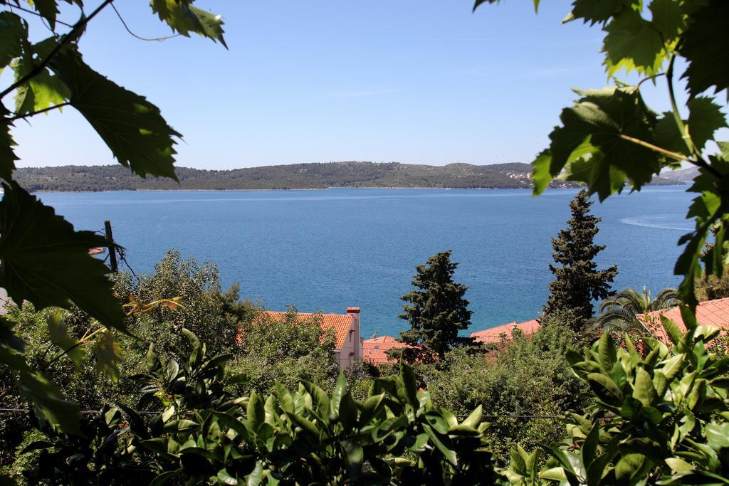 Cvita Apartments Trogir Bilik gambar